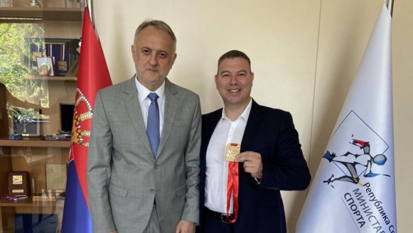 “ponosan-sam,-predstavili-smo-srbiju-na-sjajan-nacin”:-ministar-gajic-docekao-evropskog-sampiona