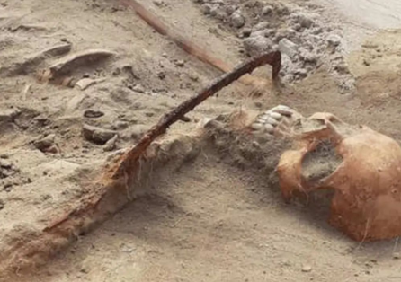 skelet-„-deteta-vampira“-star-400-godina-iskopan-u-poljskoj