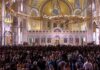ponocna-liturgija:-brojni-vernici-se-okupili-u-hramu-svetog-save