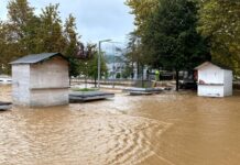 u-poplavama-u-bosni-i-hercegovini-stradalo-19-ljudi,-najteze-u-jablanici-–-nedeljnik