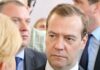 medvedev-siguran-u-sangaju:-rus-preko-brazilca-do-treceg-kola