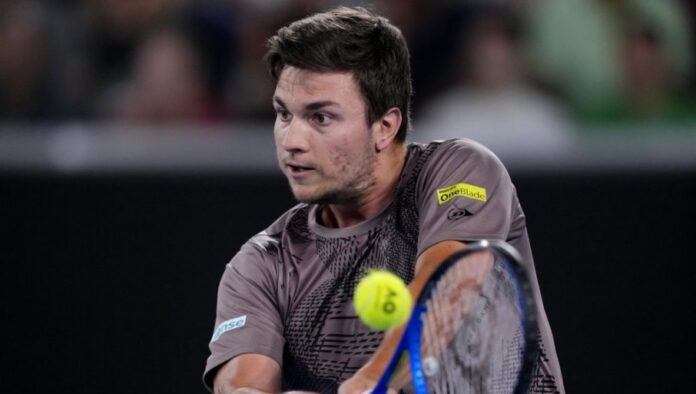 dzumhur-pobedio-kecmanovica:-srbin-zaustavljen-u-cetvrtfinalu-turnira-u-dominikanskoj-republici