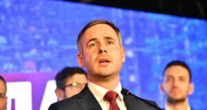 nps-pozvao-gradjane-da-budu-solidarni-sa-prosvetnim-radnicima-i-pomognu-im-finansijski-–-nedeljnik