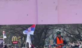 studenti-biciklisti-ce-u-madjarskoj-ipak-imati-policijsku-pratnju-–-nedeljnik
