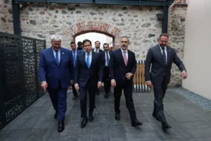poceli-pregovori-rusa-i-ukrajinaca-u-istanbulu-–-nedeljnik
