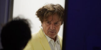 bregovic-izdaje-vilu-za-8.000-evra:-evo-ko-stanuje-u-kuci-cuvenog-muzicara-na-senjaku