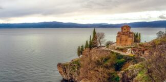 „unistila-me-je“:-ceda-jovanovic-o-najtezim-zivotnim-trenucima