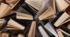 i-sledece-godine-bez-besplatnih-udzbenika:-zasad-samo-lakse-skolske-torbe-–-nedeljnik