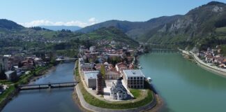 (foto)-ovo-je-najskuplja-srpska-guza-–-nauljena-i-vlazna,-u-kadru-500-kubika-silikona