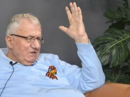seselj-o-boravku-u-zenickom-zatvoru:-dobio-sam-15-udaraca-pendrekom-po-ledjima