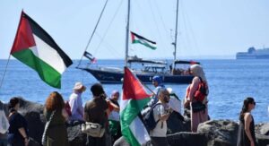 humanitarni-brod-sa-aktivistima-i-gretom-tunberg-stize-u-gazu-da-bi-probio-izraelsku-blokadu-–-nedeljnik