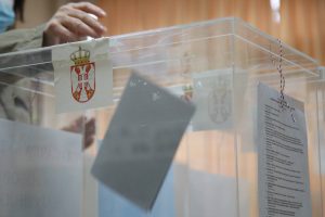 izborni-dan-u-zajecaru-i-kosjericu:-prvi-presek-i-prve-nepravilnosti-–-nedeljnik