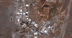 ovo-su-postrojenja-koja-je-idf-gadjao-u-sinocnjem-napadu:-iran-ima-dovoljno-materijala-za-10-nuklearnih-bombi-–-nedeljnik
