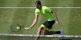 kakav-mec-u-stutgartu:-zverev-posle-velike-borbe-srusio-seltona-i-plasirao-se-u-finale
