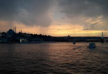 emina-jahovic-progovorila-o-novom-decku:-„ja-sam-presrecna-sa-njim“