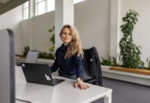 employer-branding-iznutra:-kako-schneider-electric-u-srbiji-oblikuje-lidere-i-zadrzava-talente-–-nedeljnik