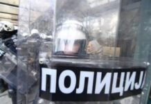 policija-uhapsila-osumnjicenog-da-je-iz-vatrenog-oruzja-pucao-na-prostorije-sns-–-nedeljnik