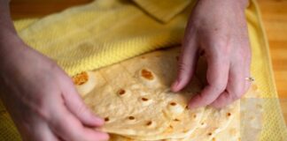 od-samo-2-sastojka:-domace-tortilje,-mekane-kao-dusa