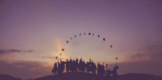 studenti-podneli-krivicnu-prijavu-protiv-vucica!-(foto)