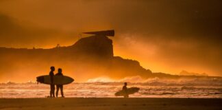 the-surfer-–-da-je-kejdz-–-klint-istvud…