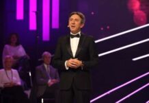 pjevac-strahuje-za-zivot-zike-jaksica:-hitno-doputovao-u-beograd-da-ga-vidi!