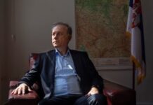 „vucic-pokrece-pricu-o-vojnom-roku-svaki-put-kad-hoce-da-skrene-temu“:-zdravko-ponos-za-nedeljnik-–-nedeljnik