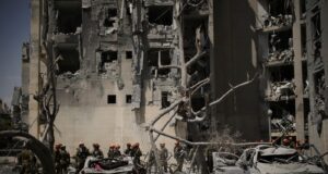 „imate-12-sati-da-se-odreknete-iranskog-rezima“:-izraelski-obavestajci-zastrasivali-generale-u-iranu-–-nedeljnik