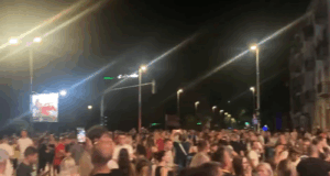 protest-u-centru-subotice-zavrsen-nakon-apela-policije-da-demonstranti-obustave-blokadu-raskrsnice-–-nedeljnik
