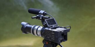 (video)-obucena,-a-sve-joj-ispalo:-devojka-lazara-ristovskog-bez-brushaltera