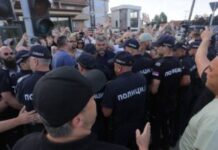 novi-pazar:-policija-odblokirala-magistralu,-devojka-povredjena,-dvojica-mladica-privedena-–-nedeljnik