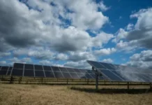 obustavljen-tender-za-najskuplji-projekat-eps:-stopiran-izbor-nadzora-za-izgradnju-sest-solarnih-elektrana-–-nedeljnik