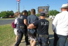 sacuvajte-ovaj-spisak-ako-idete-na-proteste:-aks-objavila-kontakte-305-advokata-iz-cele-srbije-koji-su-se-prijavili-da-besplatno-brane-studente-i-gradjane-u-slucaju-privodjenja-i-fizickih-napada-–-nedeljnik