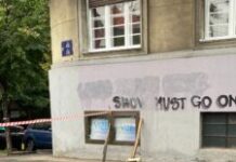 pala-statua-sa-fasade-u-ulici-kneza-milosa-–-nedeljnik