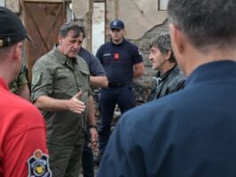 ministar-gasic-obisao-pozarom-zahvacena-mesta-u-okolini-krusevca:-„na-nama-je-da-se-sad-ujedinimo“