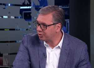 vucic-o-protestima:-„duboka-drzava“-pokusava-udar,-ali-policija-reaguje-zakonski-–-nedeljnik