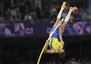 duplantis-pobednik-mitinga-dijamantske-lige-u-monaku,-ali-bez-novog-svetskog-rekorda-–-nedeljnik