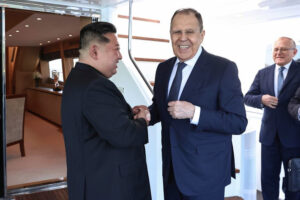 strateska-poseta:-lavrov-u-severnoj-koreji-ponovo-porucuje-borbu-protiv-„hegemonije“-u-aziji-–-nedeljnik