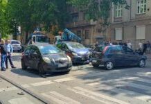 drama-u-centru-beograda:-bezeci-od-policije-izazvao-udes,-povredjene-dve-devojcice-i-muskarac-–-nedeljnik