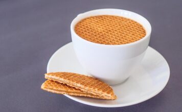 karamela-u-javnosti-nakon-izvjesnog-vremena:-vidjen-na-sahrani-poznate-glumice…