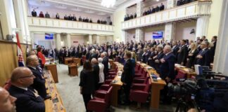 ustasluk-i-u-hrvatskom-saboru:-pale-teske-reci,-nastao-haos