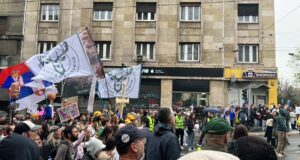 evropske-demokrate:-da-li-je-u-srbiji-sada-legalno-pregaziti-mirnog-demonstranta?-–-nedeljnik