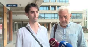 „nemam-od-cega-da-bezim,-moja-savest-je-cista-–-nevin-sam“:-student-luka-na-skupu-podrske-ispred-viseg-suda-–-nedeljnik