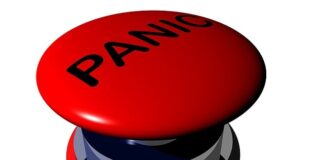 panika-medju-pjevacicama,-jer-na-moru-publika-ne-zeli-na-nastupe:-jednoj-doslo-samo-40-ljudi!