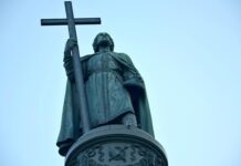 vladimir-stojkovic:-nadamo-se-uspehu-protiv-ki-klaksvika,-idemo-tamo-da-se-borimo