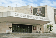 dragana-milosevic-vd.-upravnica-srpskog-narodnog-pozorista-u-novom-sadu-–-nedeljnik