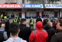 sns-poziva-na-skupove-protiv-blokada-u-pozarevcu,-beceju,-vranju-i-leskovcu-–-nedeljnik
