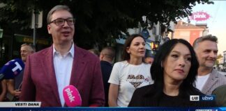 vucic-dosao-u-ub-da-pozdravi-gradjane-(video)