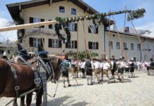 majka-novaka-djokovica-prije-33-godine-promijenila-vjeru:-necete-vjerovati-tko-joj-je-bio-kum…