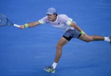 australijanac-siguran-u-osmini-finala-ju-es-opena:-aleks-de-minor-ceka-rusa-ili-kanadjanina-u-cetvrtfinalu