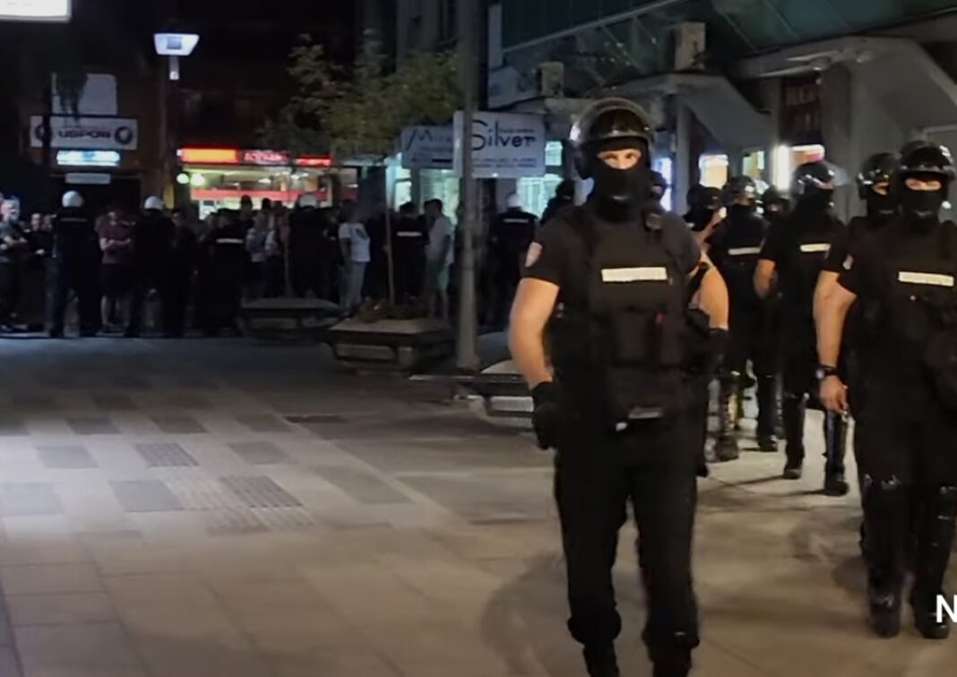 mup:-ucesnici-neprijavljenog-skupa-u-novom-sadu-imaju-nameru-da-napadnu-policiju-–-nedeljnik